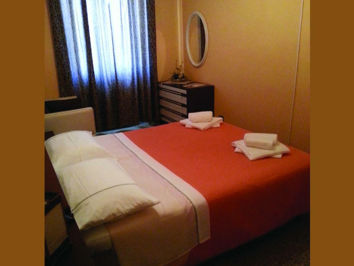 B&B Night & Day Cosenza Eksteriør billede
