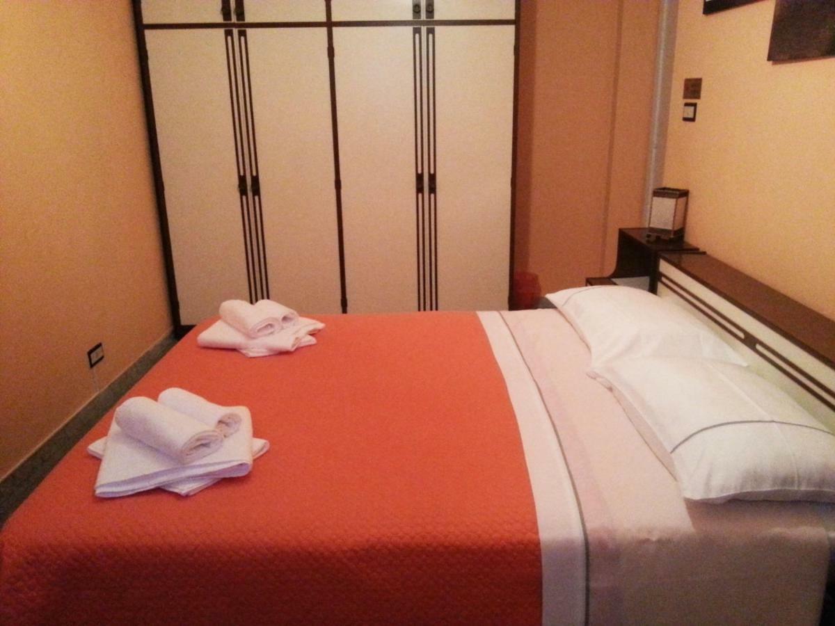 B&B Night & Day Cosenza Eksteriør billede