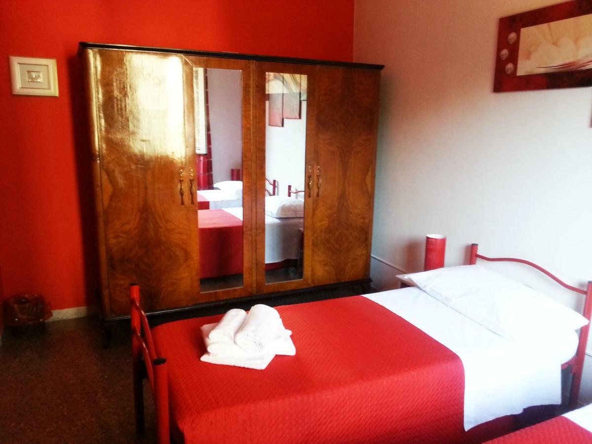 B&B Night & Day Cosenza Eksteriør billede