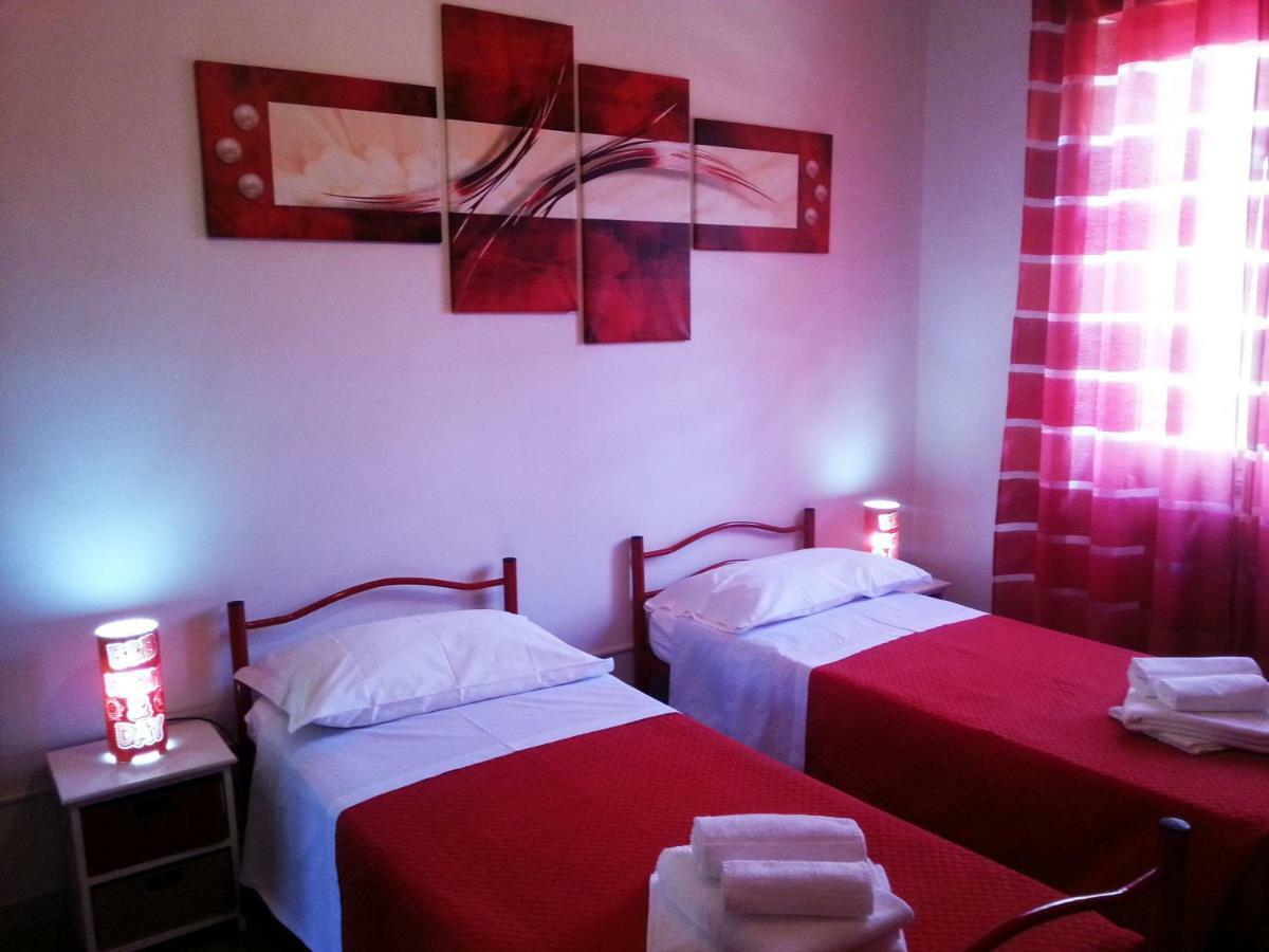 B&B Night & Day Cosenza Eksteriør billede